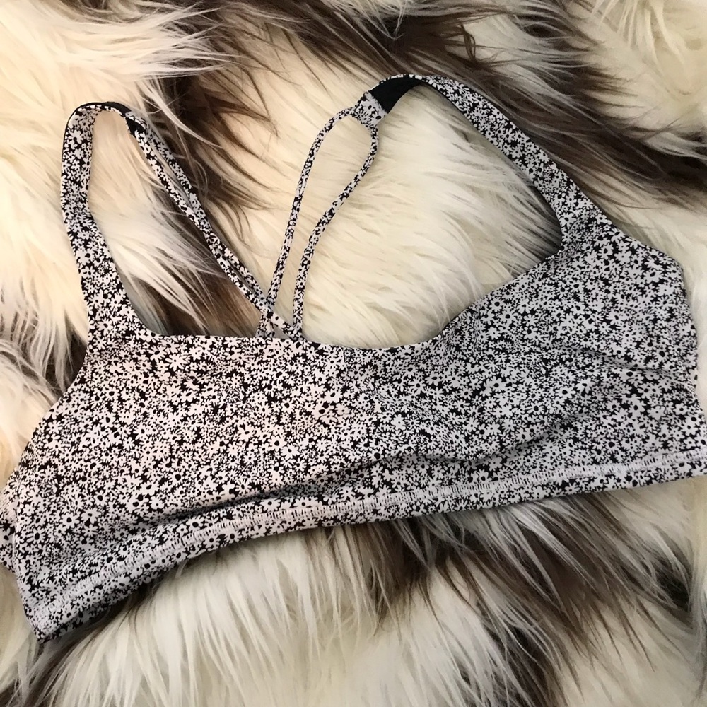 Lululemon Free to be Wild Bra